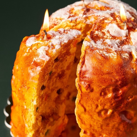 Panettone Dessert Candle - Picture 16 of 16